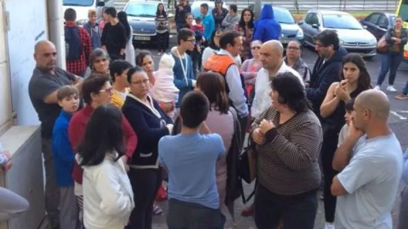 O presidente da câmara está no local a dar informações à população.