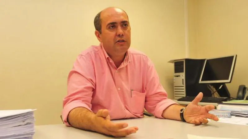 O líder da bancada do BE destaca a importância dos estudos de opinião pública