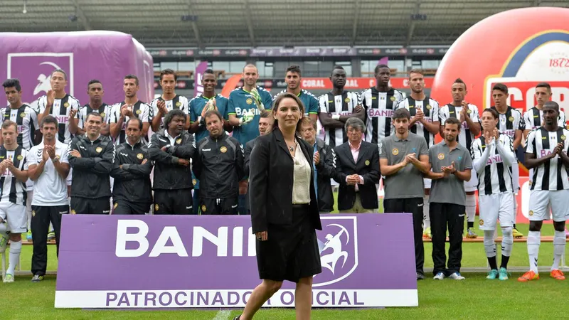 Margarida Camacho, que move agora um processo contra o Nacional, elenca uma série de seis questões.