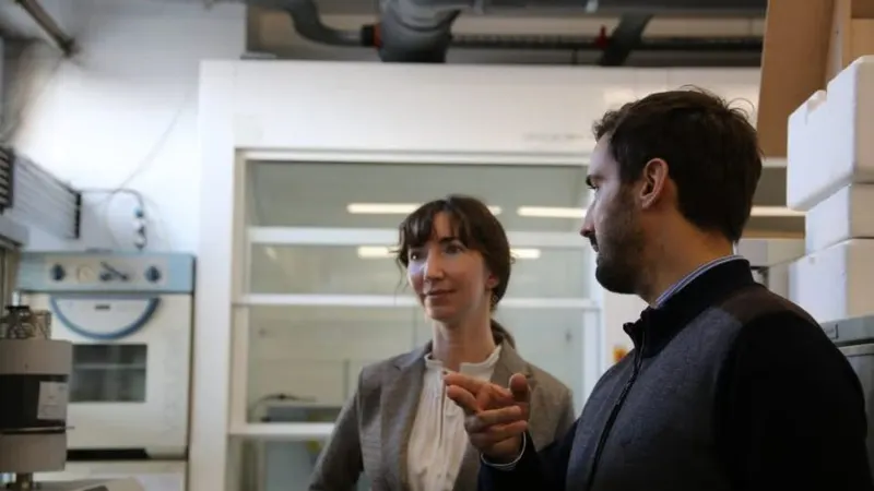 Artur Pinto e Jean Anne Incorvia durante uma das visitas da investigadora norte-americana a Portugal.&nbsp; Fotos DR