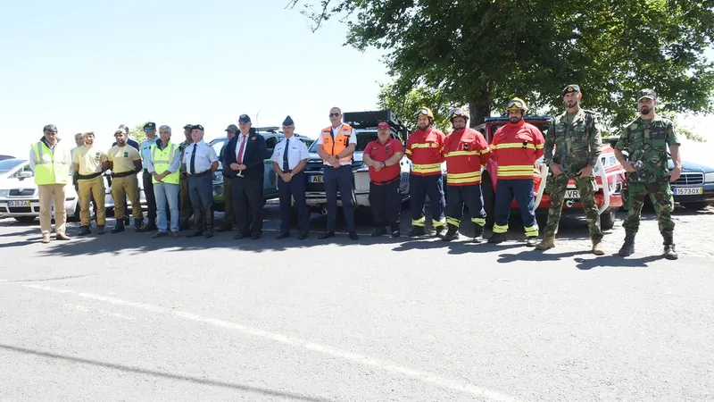 No local estiveram elementos dos Bombeiros, Comando Operacional da Madeira, da GNR, PSP e Polícia Florestal&nbsp;
