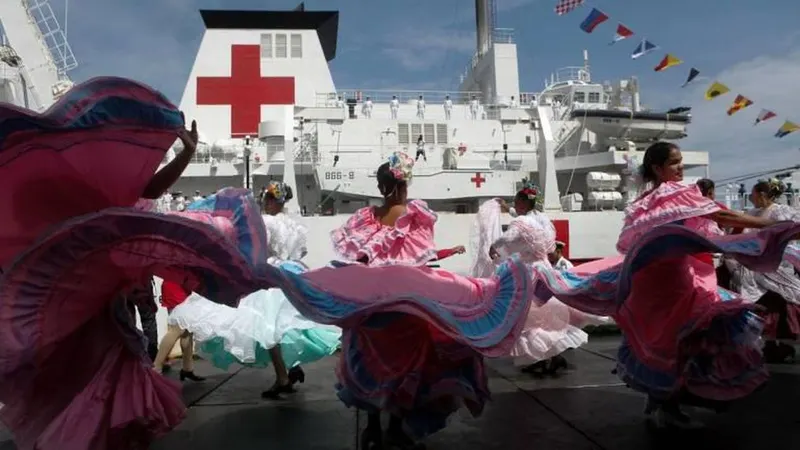 Recepcção à chegada do navio-hospital a La Guaira.   Foto 