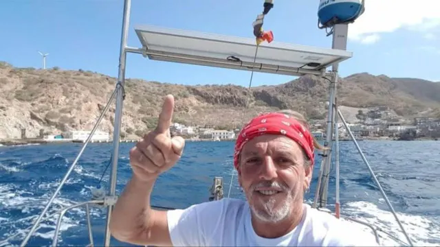 O momento em que Henrique Afonso partiu desde a ilha Brava, em Cabo Verde.