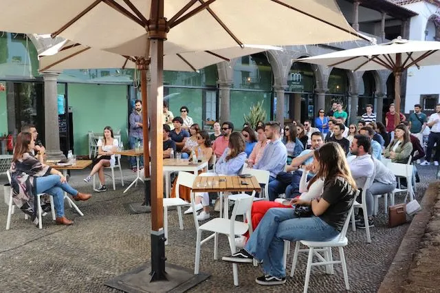 Encontro decorreu no Café Museu, no Funchal.