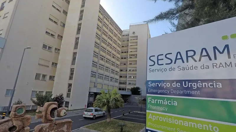 As vagas agora abertas deverão ser preenchidas, sobretudo, pelos médicos recém-especialistas que terminaram a sua formação, no ano passado, no SESARAM.