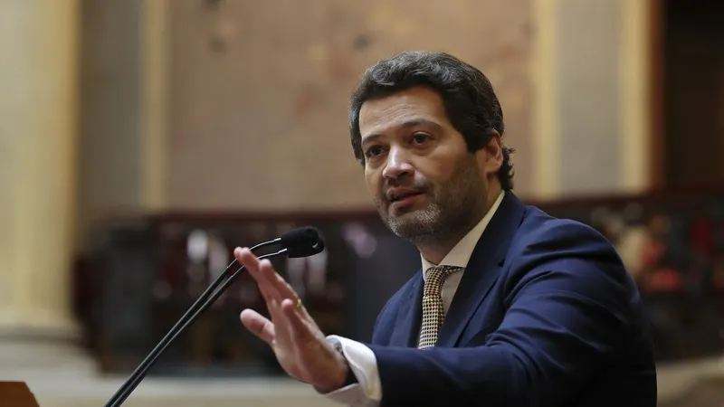 Foto&nbsp;JOÃO RELVAS/LUSA
