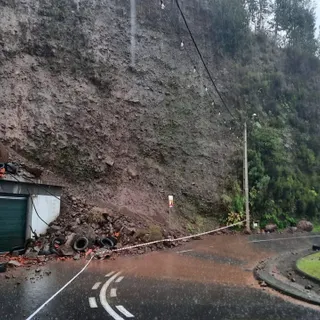 Uma das derrocadas no Curral das Freiras