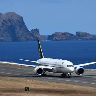 Aeronave aterrou há instantes no Aeroporto Internacional da Madeira Cristiano Ronaldo.&nbsp;