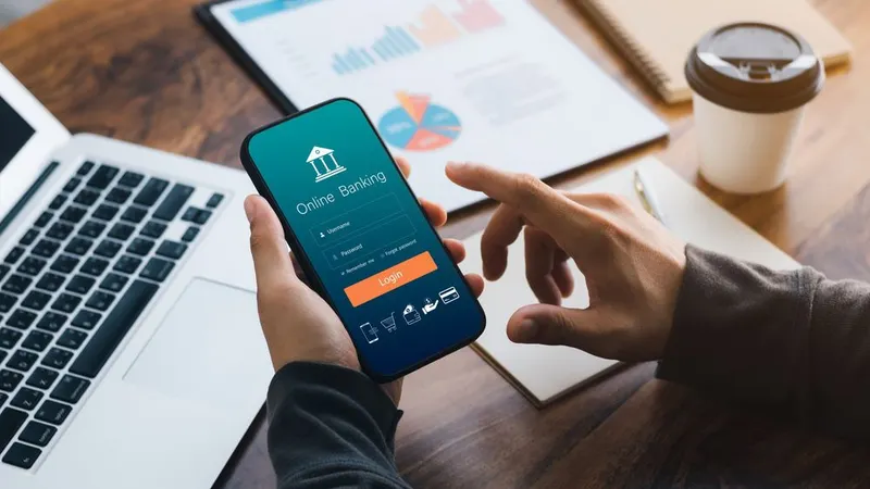 A aposta da banca nos serviços online tem resultado em cada vez menor necessidade de ter balcões físicos.&nbsp; &nbsp;Foto Shutterstock