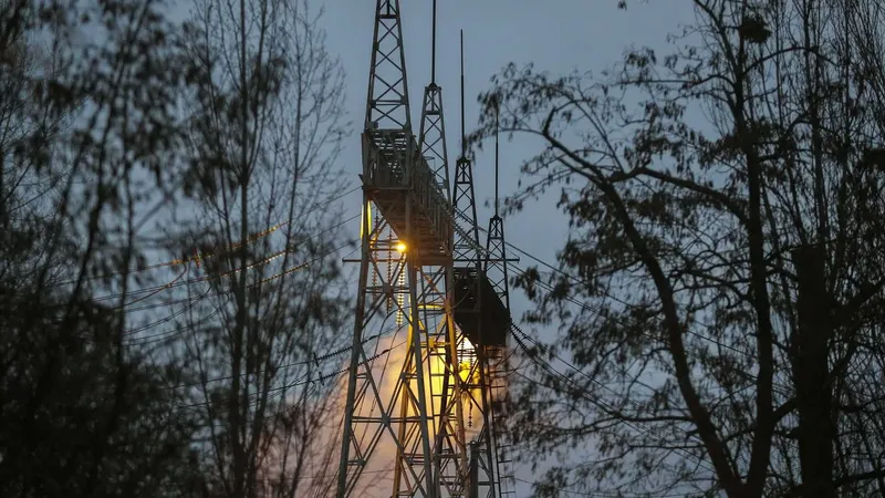 Resultado de um ataque de um 'drone' russo em Kiev, 19 de Dezembro de 2022