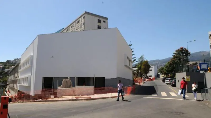PPM teme que o novo hospital nunca deixe de ser este.   Foto Arquivo