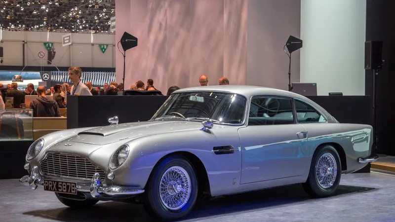 DB5 de James Bond será um dos bólides em exposição.