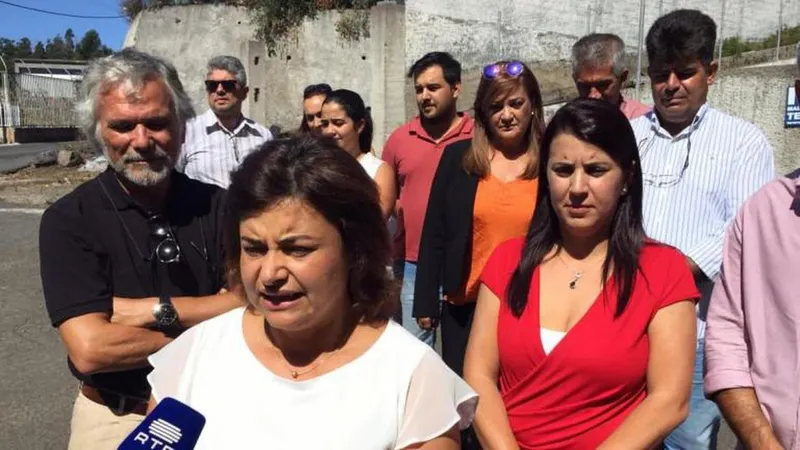 A candidata da lista ‘laranja’ à CM da Ribeira Brava, Natália Rodrigues, foi hoje a porta-voz da causa animal.