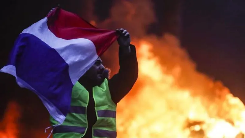 Foto EPA/ETIENNE LAURENT