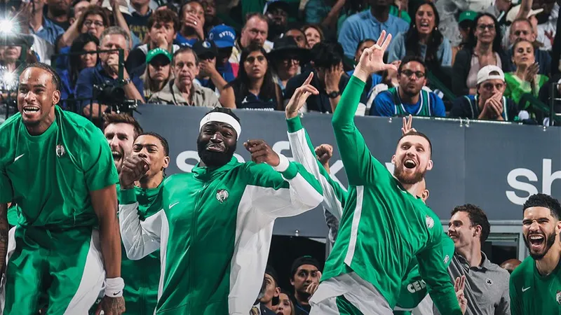O português Neemias Queta ainda não jogou na final, mas pode ser o primeiro português a ganhar a NBA.&nbsp; &nbsp;Fotos DR/Boston Celtics/XTwitter
