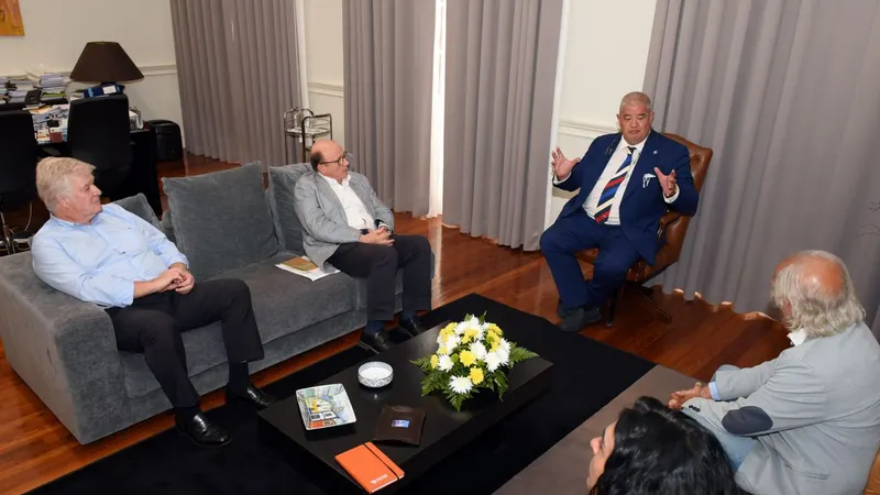 Jaime Branco e alguns dos seus apoiantes reuniram-se com Pedro Ramos, no final desta segunda-feira.