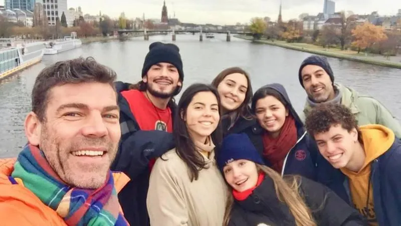 A delegação da Francisco Franco em visita à Alemanha.   Foto DR
