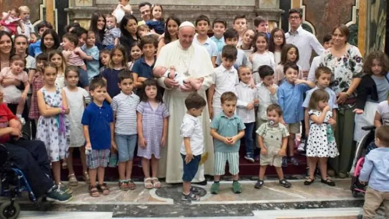 FOTO EPA/VATICAN MEDIA