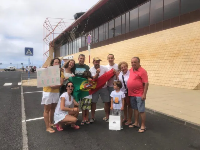 Vítor Felix (na foto, de verde)