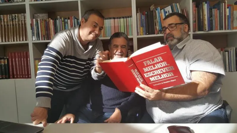 Raul Ribeiro, José Júlio e Nuno Morna apresentam o ‘Espada com Banana’ esta noite no FNC291.
