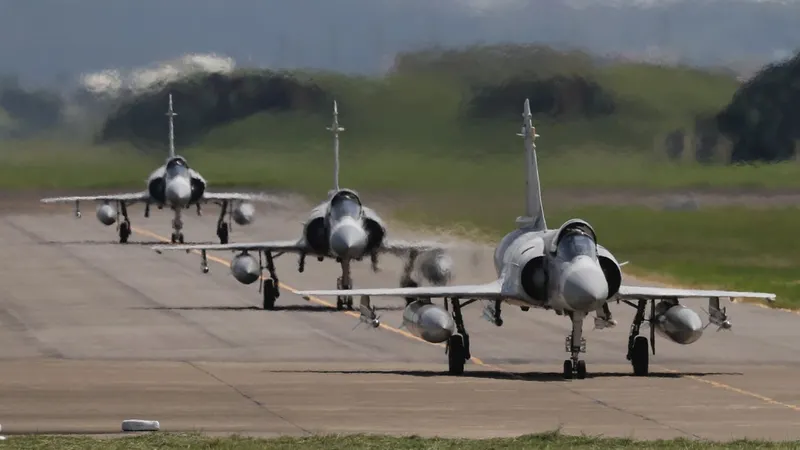 O exército taiwanês tem estado de prontidão.&nbsp; &nbsp;Foto&nbsp;EPA/RITCHIE B. TONGO